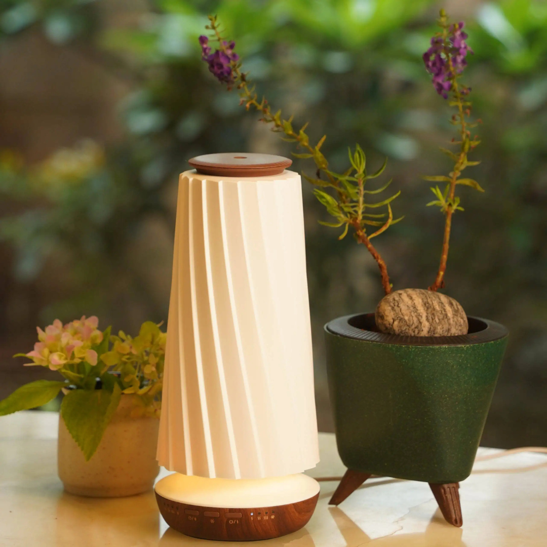 ScencaGlow | Minimalistische Aroma Diffuser met Bluetooth & Koudverneveling