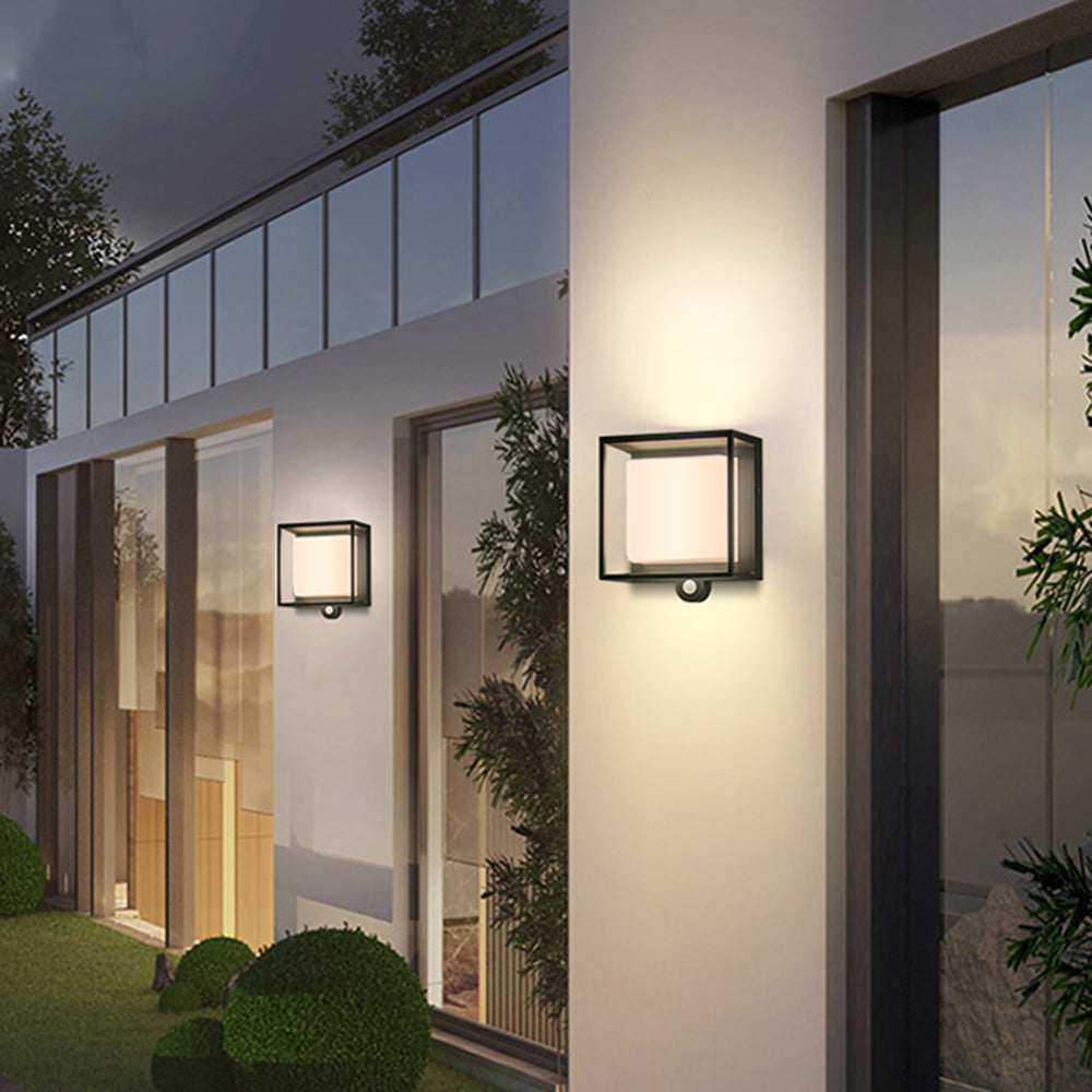 LYNORA Solar Wandlamp – Rechthoekig Acryl Design met Bewegingssensor – IP65 – LED Buitenlamp
