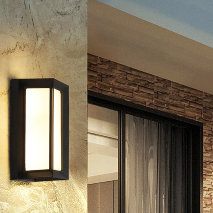 NOXORA Buiten Wandlamp – Zwart-Wit Design – Aluminium & Acryl – LED – 26 cm Hoog