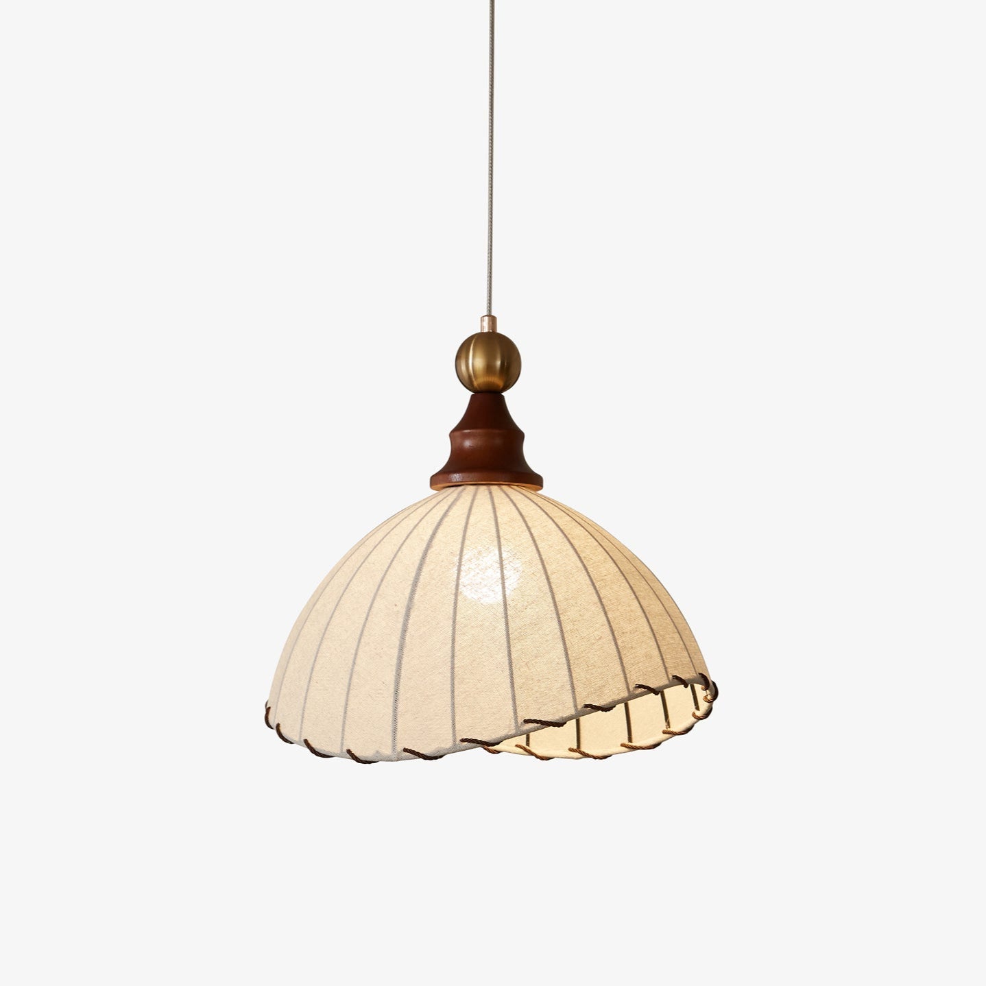VELMARA Hanglamp – Stoffen Plissé Kap met Hout & Goudkleurig Metaal – Ø40 cm