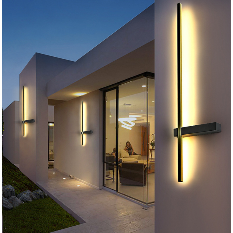 STRAVIA | Moderne Buiten Zuil Wandlamp – LED – IP65 – 12W / 18W / 24W – Zwart Design