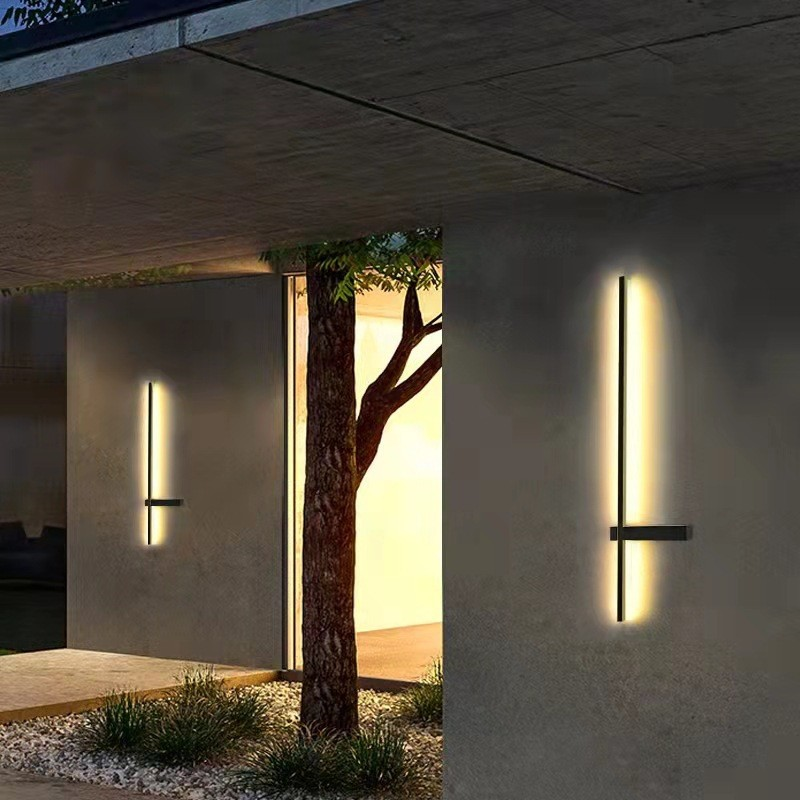 STRAVIA | Moderne Buiten Zuil Wandlamp – LED – IP65 – 12W / 18W / 24W – Zwart Design