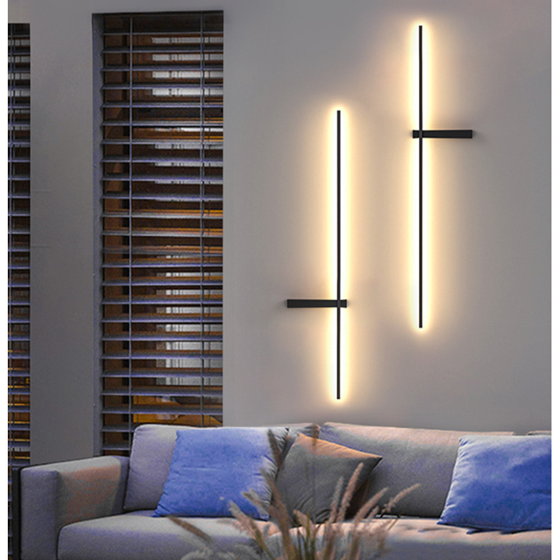 STRAVIA | Moderne Buiten Zuil Wandlamp – LED – IP65 – 12W / 18W / 24W – Zwart Design