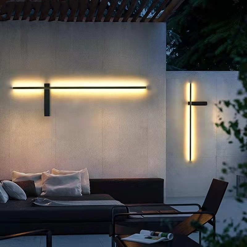 STRAVIA | Moderne Buiten Zuil Wandlamp – LED – IP65 – 12W / 18W / 24W – Zwart Design