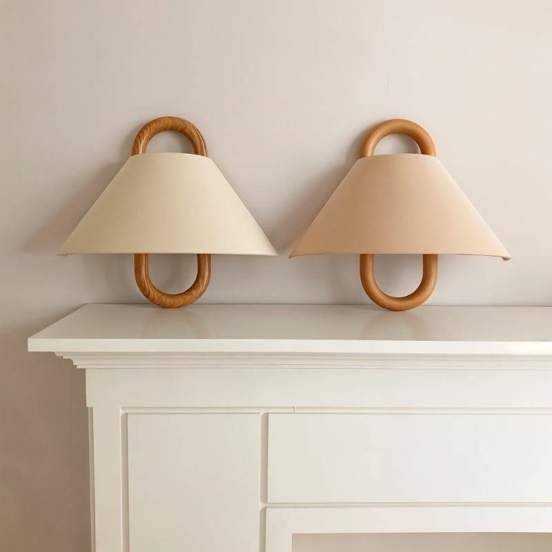 Aine – Wandlamp van Hout & Textiel – Minimalistisch Vintage Design – Warm Diffuus Licht – 34x30 cm