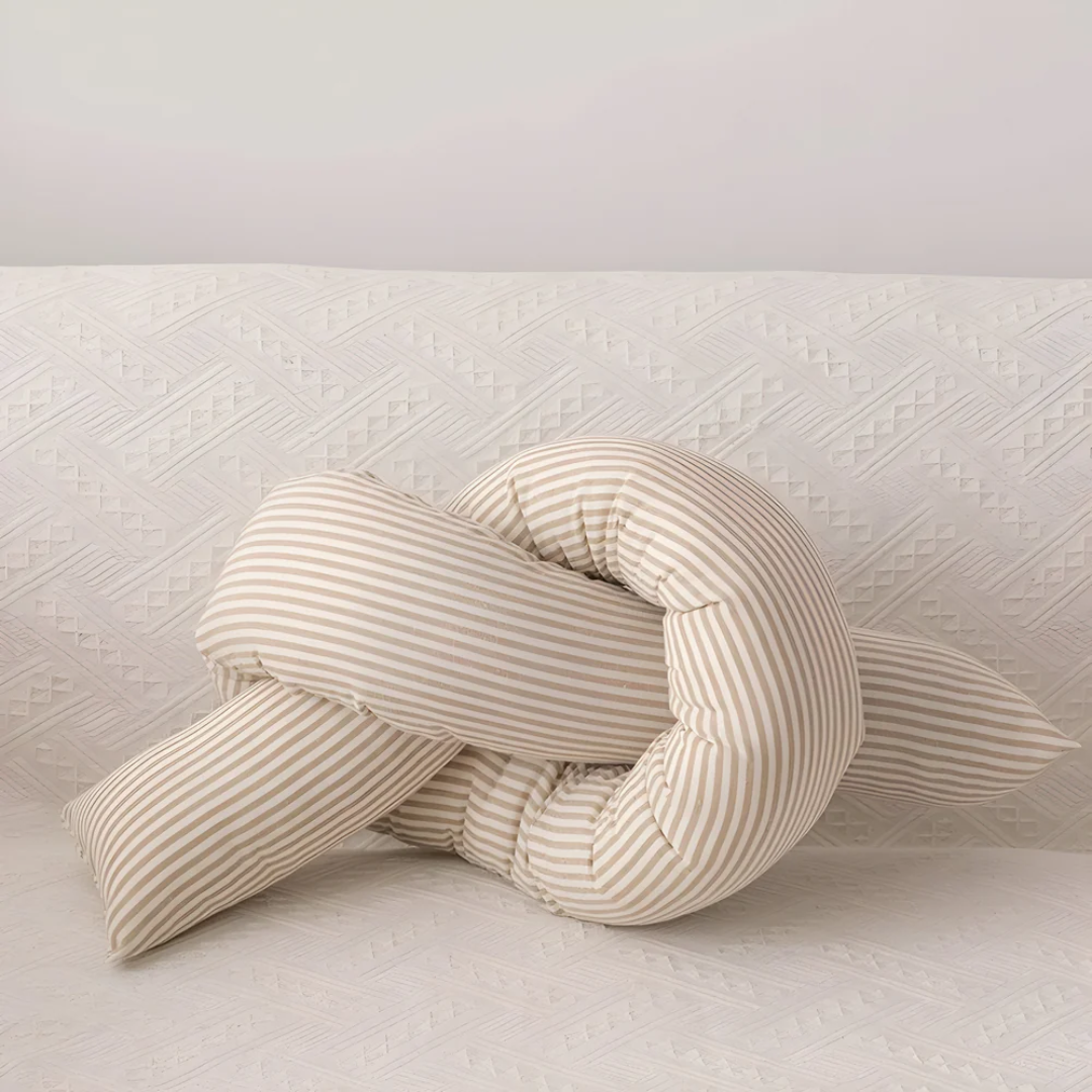 Kyva | Elegant Zacht Kussen – Gestreept Design – Diverse Vormen