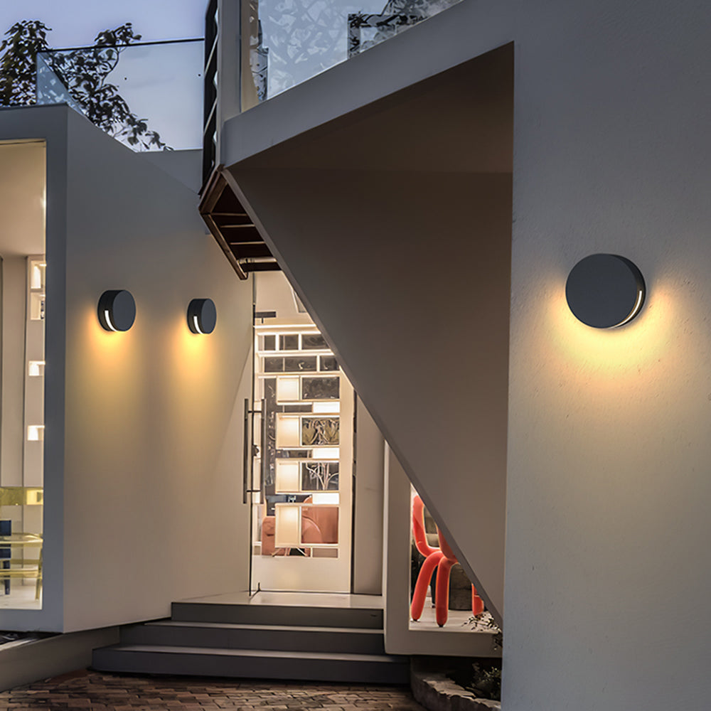 CIRVIA Buitenlamp – Ronde LED Wandlamp – IP65 – Metaal & Glas – Warm Licht