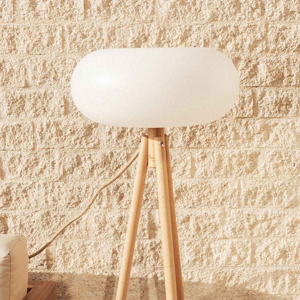 Staande Lamp – Stijlvolle Houten Vloerlamp