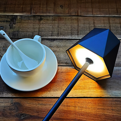 PolyNova - Draagbare Zeshoekige LED-Tafel Lamp - Waterdicht en Oplaadbaar