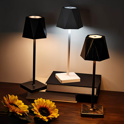 PolyNova - Draagbare Zeshoekige LED-Tafel Lamp - Waterdicht en Oplaadbaar