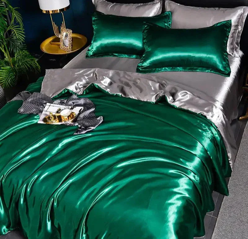 SatinLuxe - Elegante Satin Duvet Cover