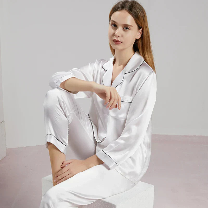 Celeste Zijden Dames Pyjama – Luxe & Comfortabele Nachtkleding