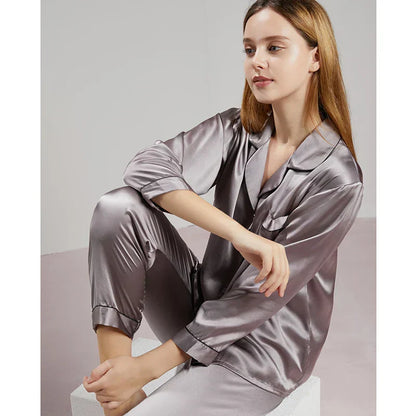 Celeste Zijden Dames Pyjama – Luxe & Comfortabele Nachtkleding