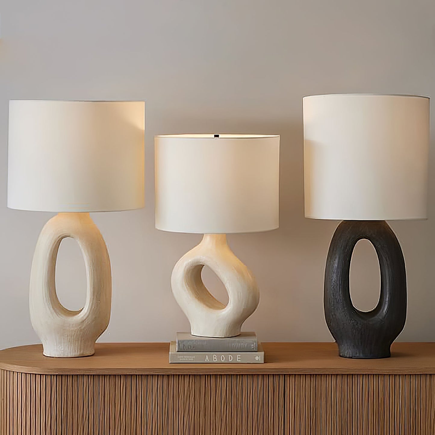 ModernGlow – Resin Tafellamp met Linnen Scherm