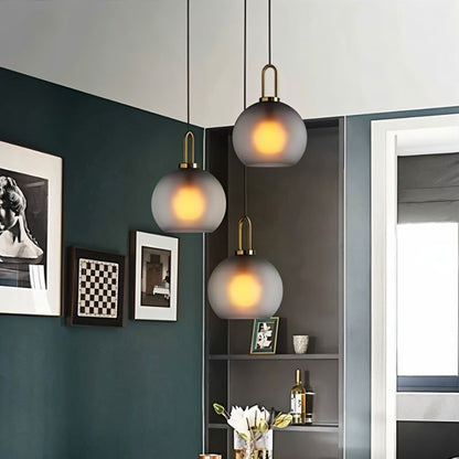 GlasNura – Moderne Hanglamp met Grijs of Transparant Glas en Messing Details