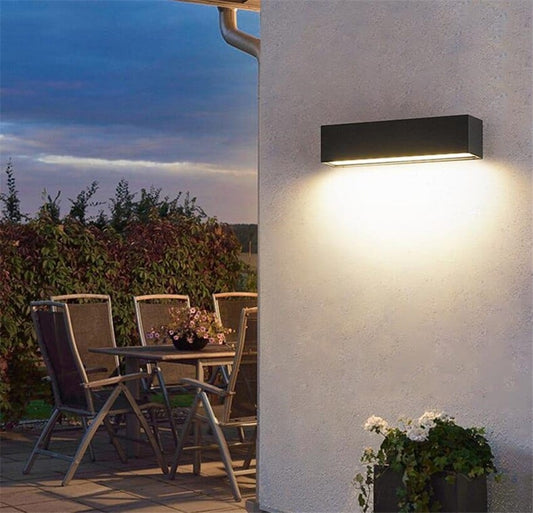 ALVARIX Wandlamp – Moderne LED Buitenlamp – IP65 – In 3 Maten – Aluminium & Gehard Glas