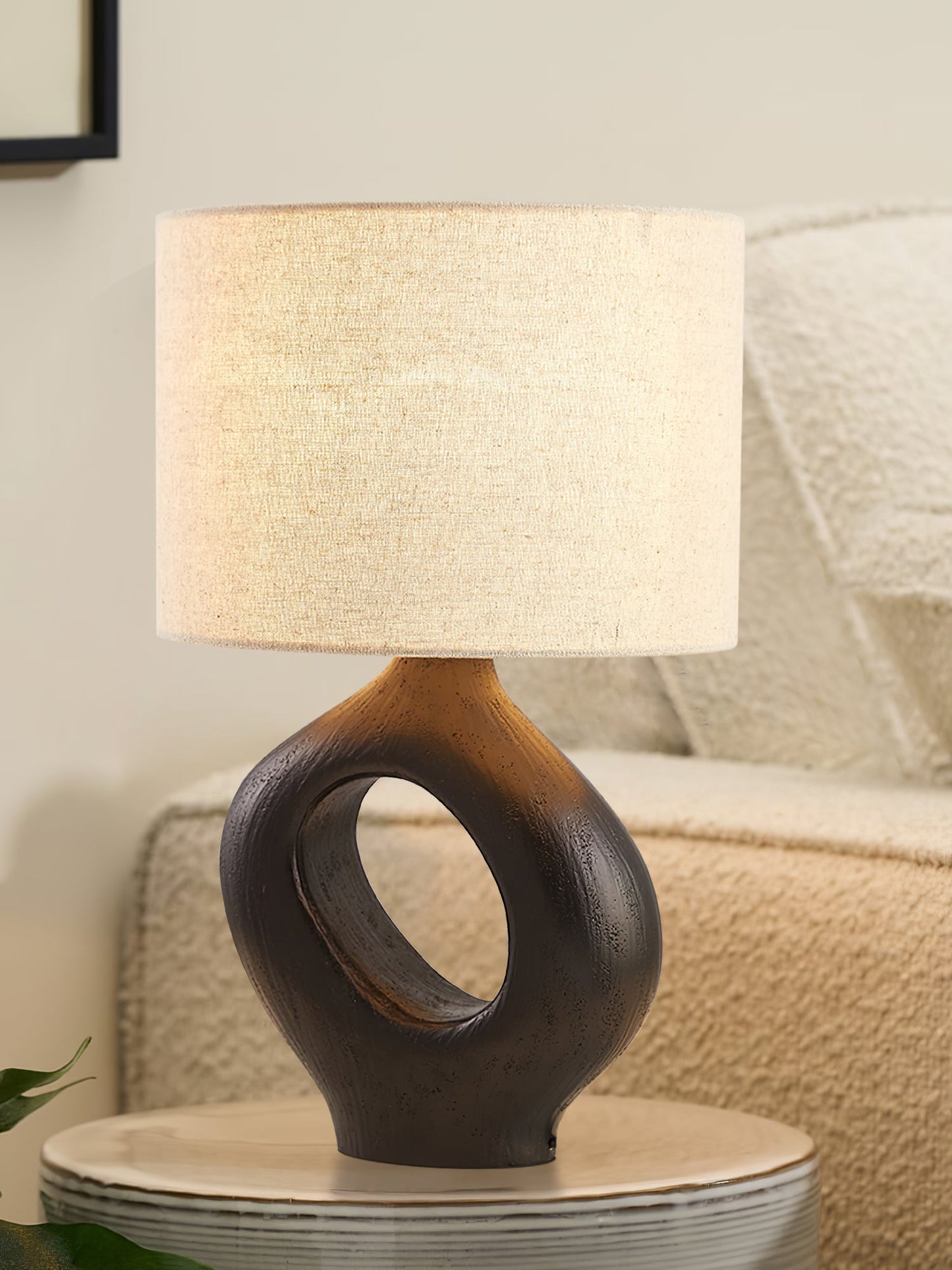 ModernGlow – Resin Tafellamp met Linnen Scherm